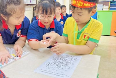 TRƯỜNG MN LỘC HÒA:”HÀNH TRÌNH TỚI TƯƠNG LAI” CỦA CÁC BÉ KHỐI MẪU GIÁO LỚN