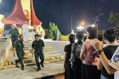 Tháng 7 – Lòng thành kính hướng về những bước chân không bao giờ trở lại