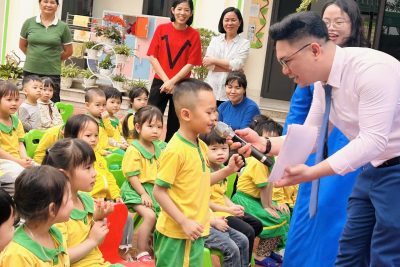 KHI NGÔN NGỮ LÀ CÁNH CỬA MỞ RA THẾ GIỚI: HÀNH TRÌNH KHÁM PHÁ TIẾNG ANH CÙNG OCEAN EDU CỦA TRƯỜNG MẦM NON LỘC HOÀ